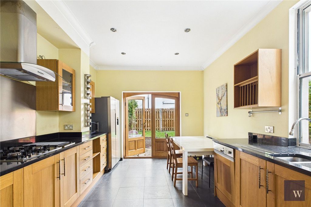 Property photo 2 of 15 Picture No. 03