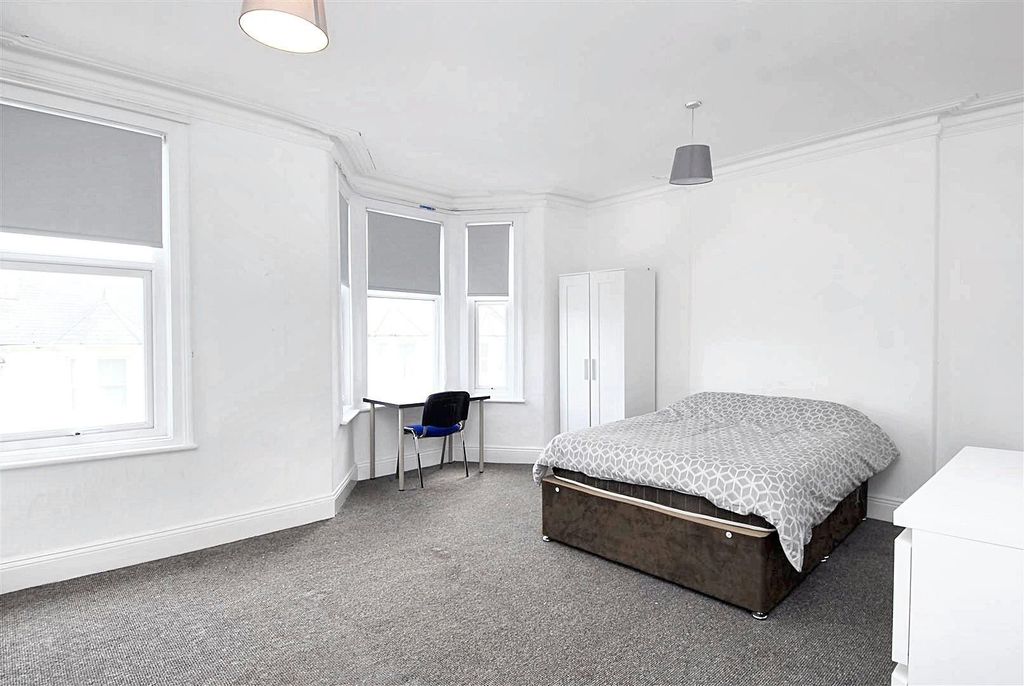 Property photo 1 of 7 Sqiqgbmjcukar8i1Uuahpa.Jpeg