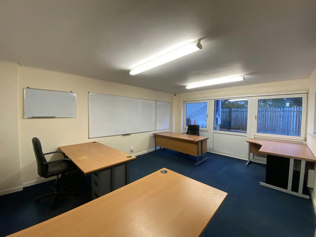 Property photo 3 of 6 Img_4176.Jpeg