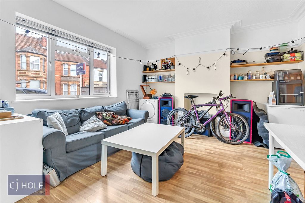 Property photo 1 of 14 Picture No. 36