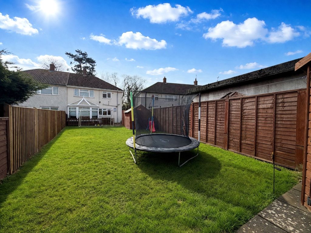 Property photo 2 of 11 Picture No. 10