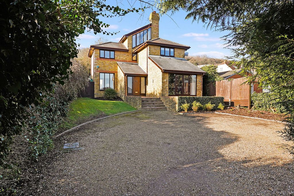 Property photo 1 of 29