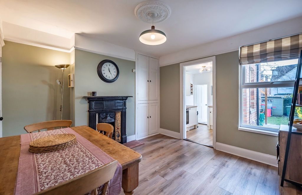 Property photo 3 of 14