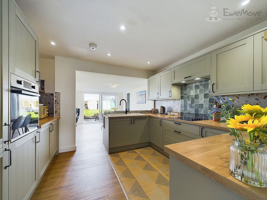 Property photo 3 of 18 Ewemove South Molton - Four Ways Drive - Kitchen