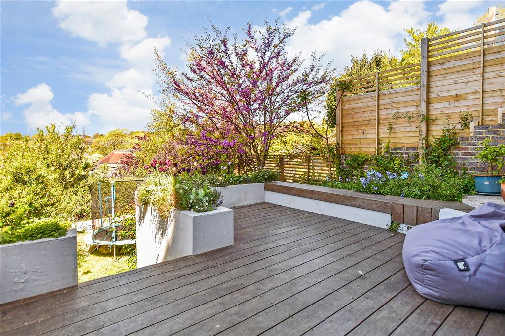 Property photo 3 of 20 Patio / Decking