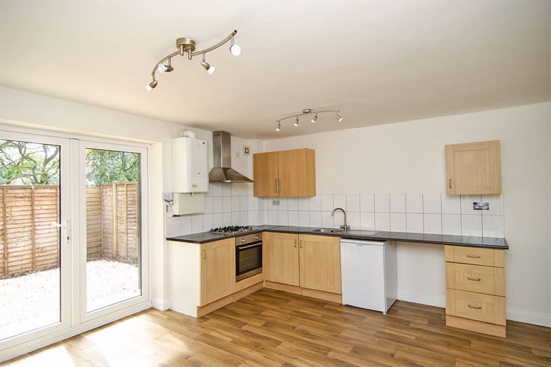 Property photo 2 of 13 Photo 12