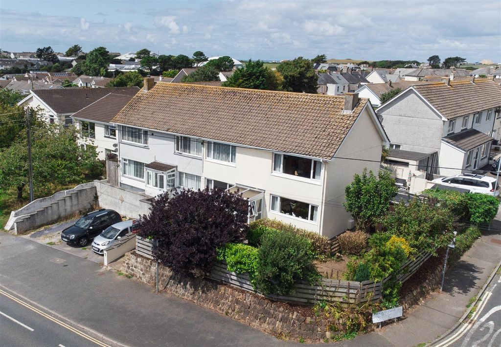 Property photo 1 of 36