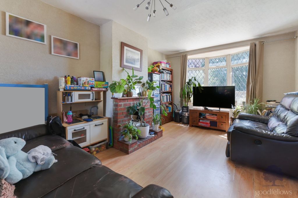 Property photo 2 of 16 Picture No. 02