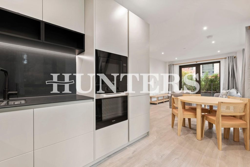 Property photo 2 of 15 Dsc_1610.Jpg