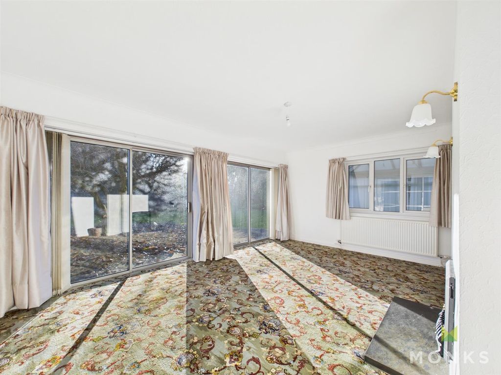 Property photo 2 of 23 Cam01420G0-Pr0804-Still012.Jpg