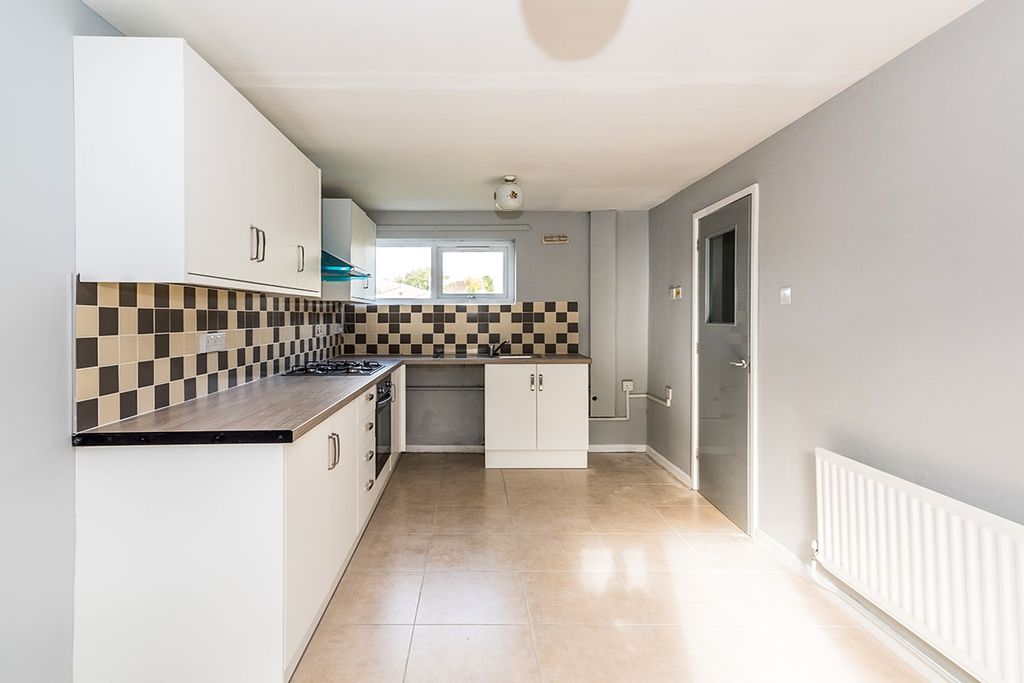 Property photo 3 of 7 Kitchen/Diner