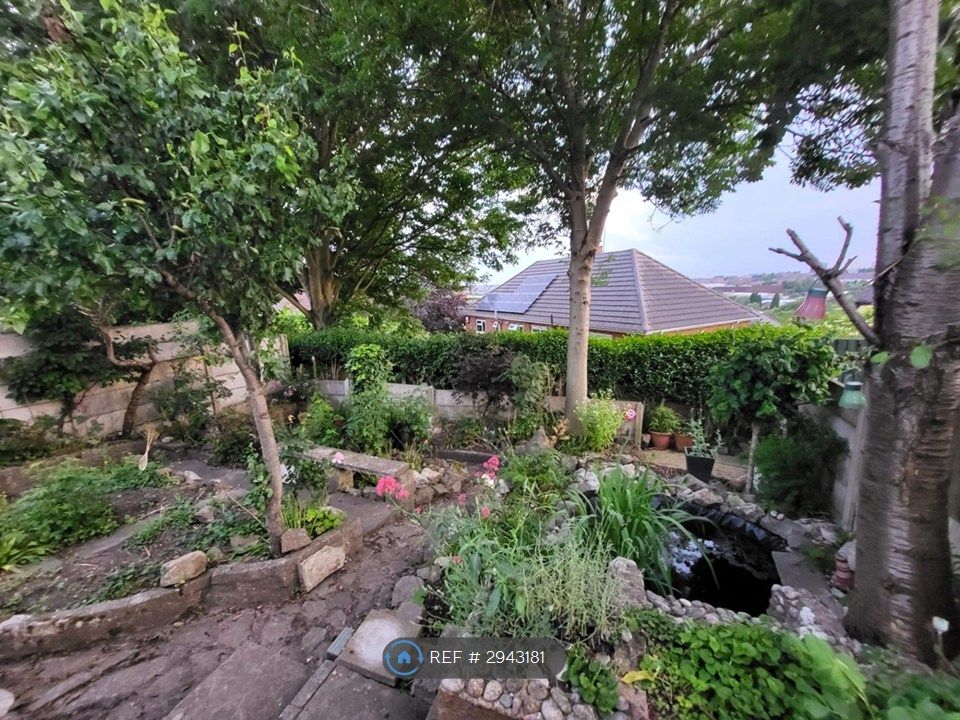 Property photo 3 of 25