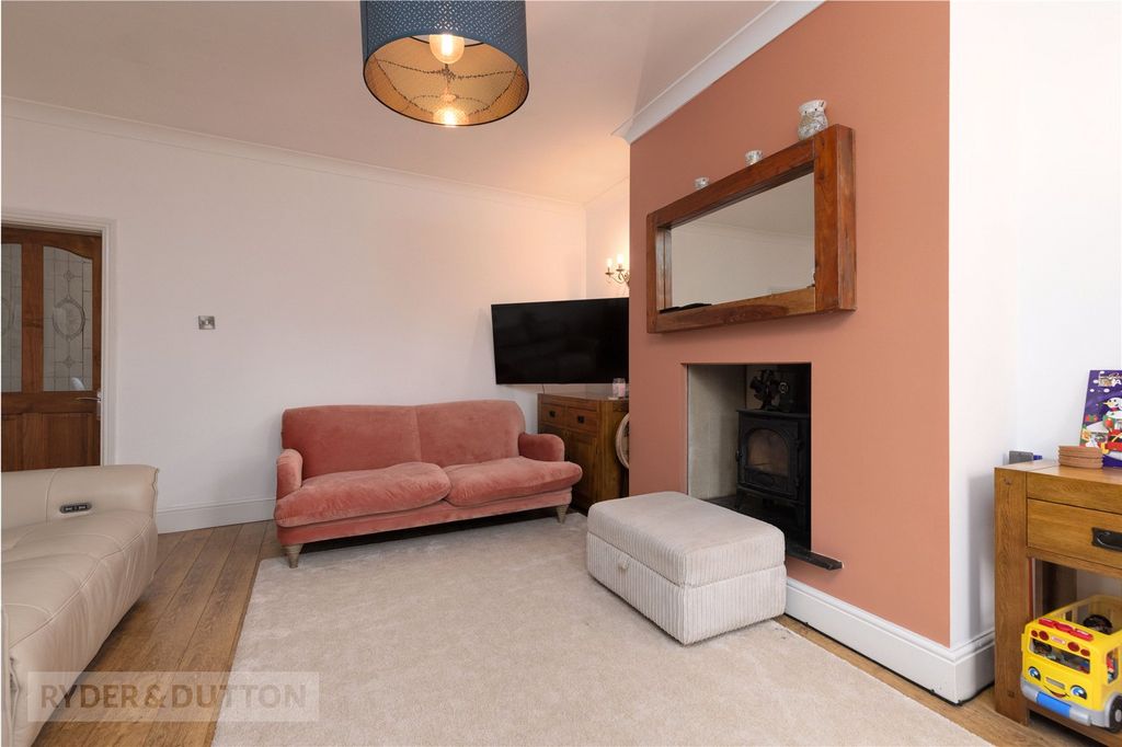 Property photo 3 of 17 Picture No. 11