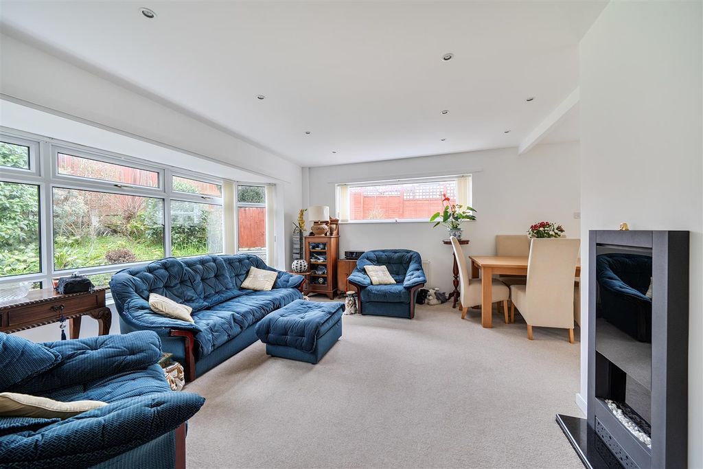 Property photo 2 of 15 1424652-21-69Ab052513273.Jpg