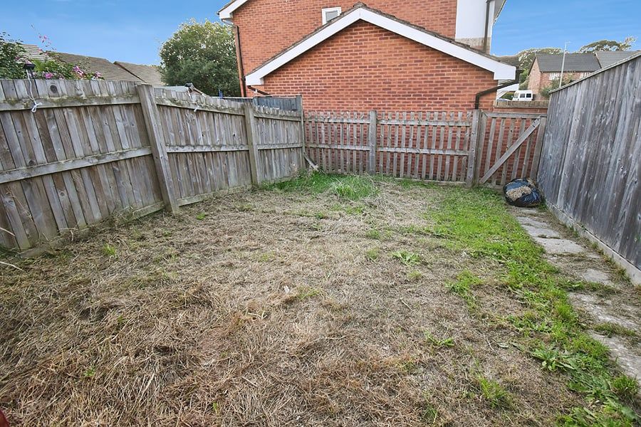 Property photo 3 of 12