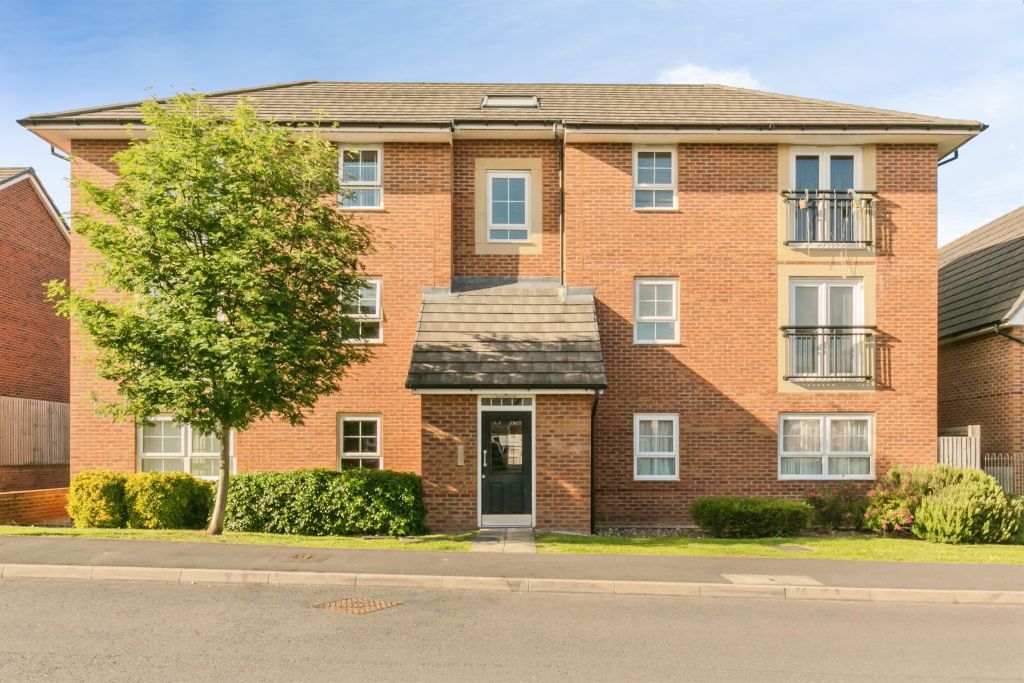 Property photo 1 of 13