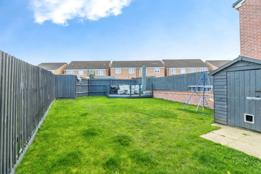 Property photo 3 of 17 Photo