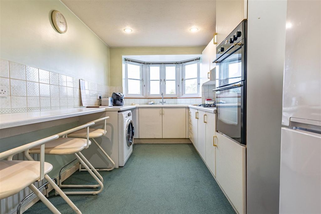 Property photo 3 of 27 Reduit The Green (16).Jpg