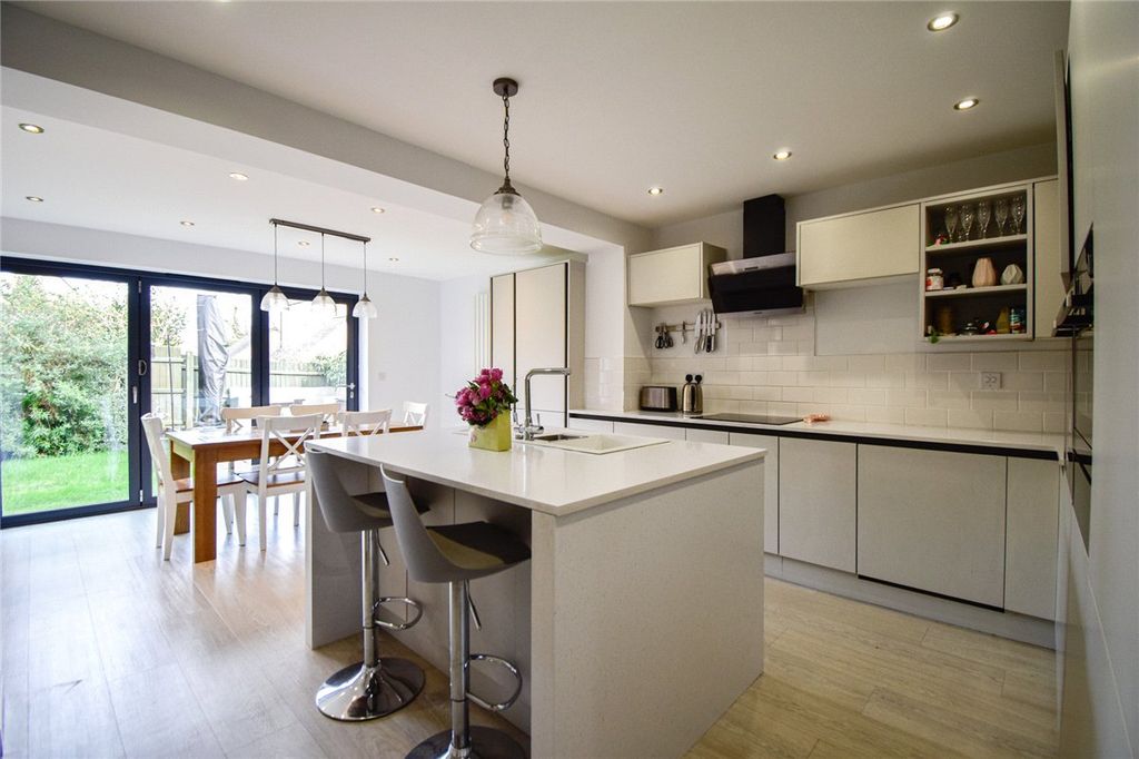 Property photo 3 of 21 Picture No. 07