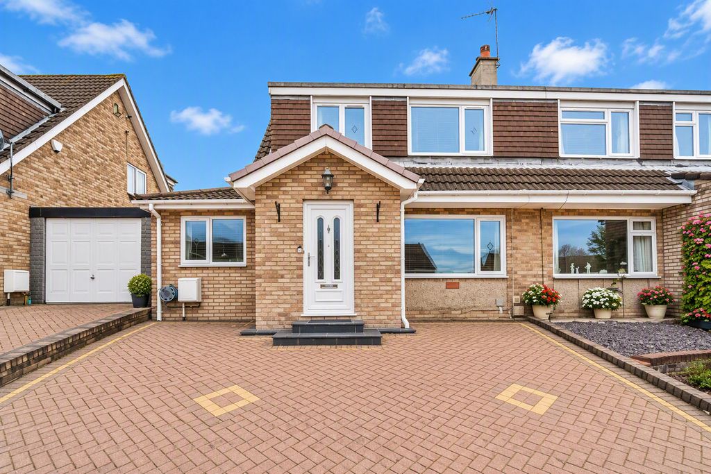 Property photo 1 of 29