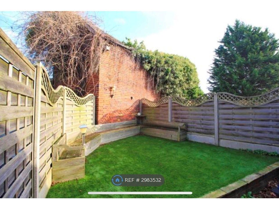 Property photo 3 of 11