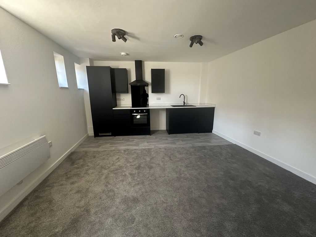 Property photo 2 of 4 Kitchen