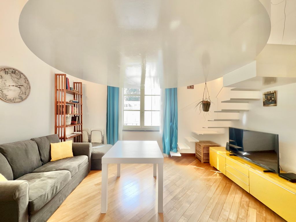 Property photo 3 of 27