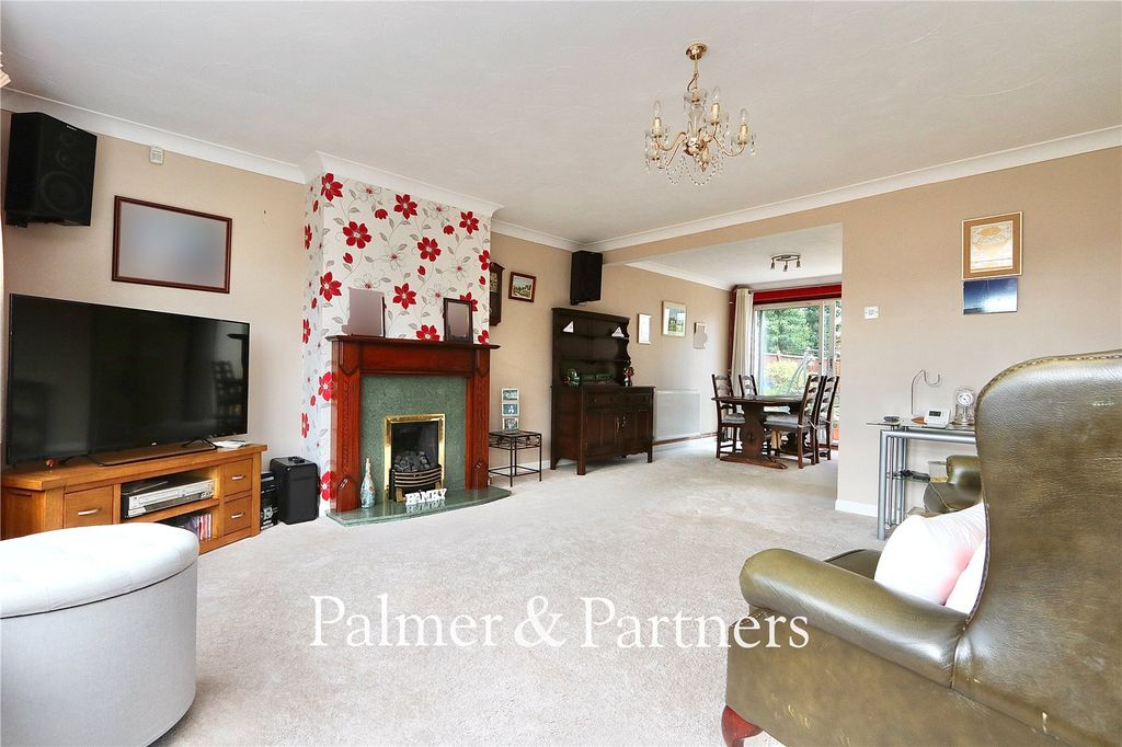 Property photo 3 of 18 Picture No. 07