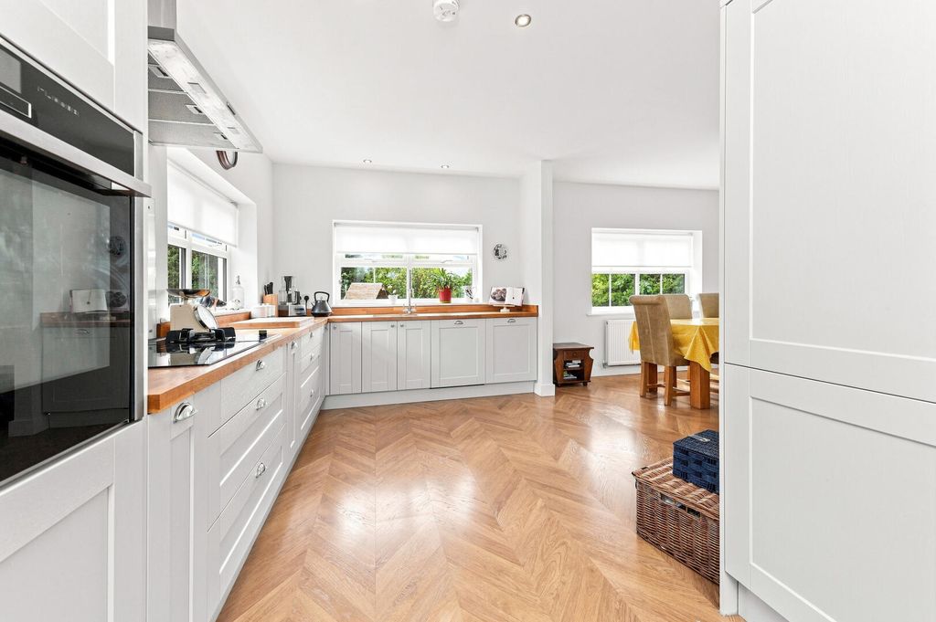 Property photo 2 of 42 Kitchen