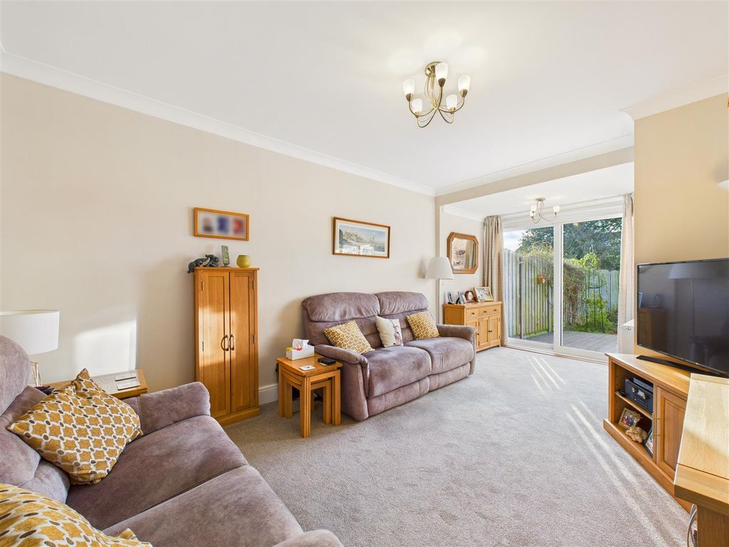 Property photo 3 of 24 Cam05193G0-Pr0084-Still013.Jpg