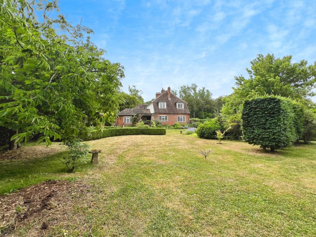 Property photo 2 of 14