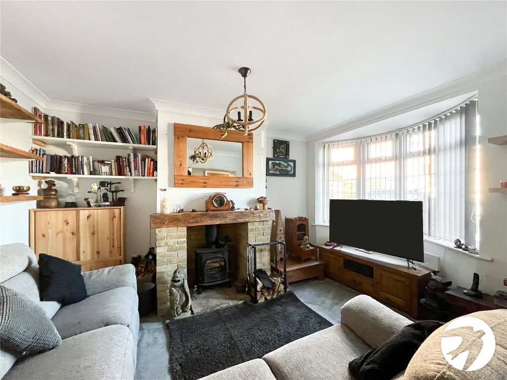 Property photo 2 of 21 Picture No. 38