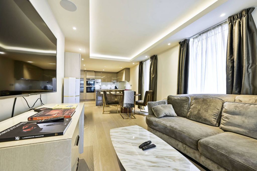 Property photo 3 of 9