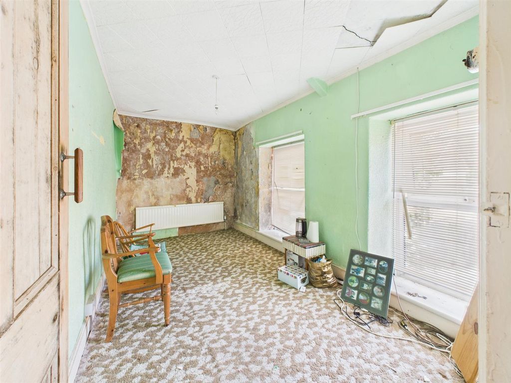 Property photo 3 of 7 Cam03055G0-Pr0246-Still003.Jpg