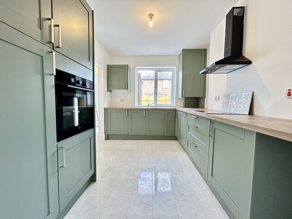 Property photo 3 of 14 Img_4521