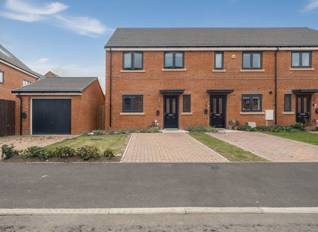 Property photo 1 of 27 5597141