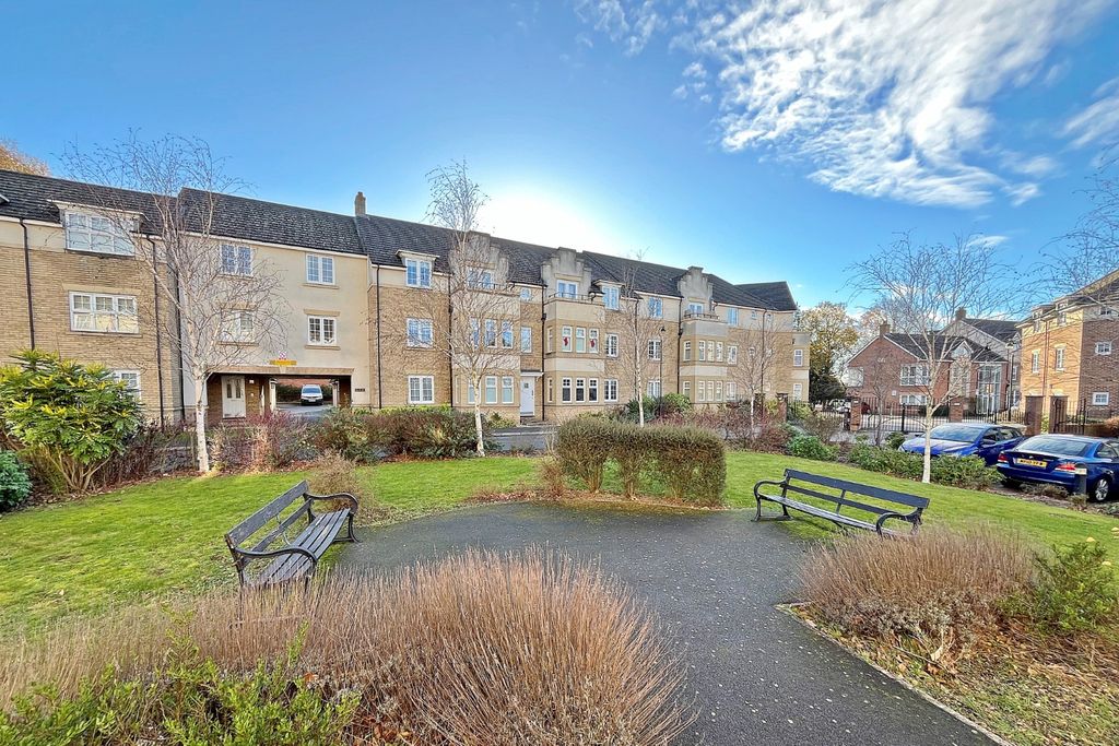 Property photo 1 of 9 2871260