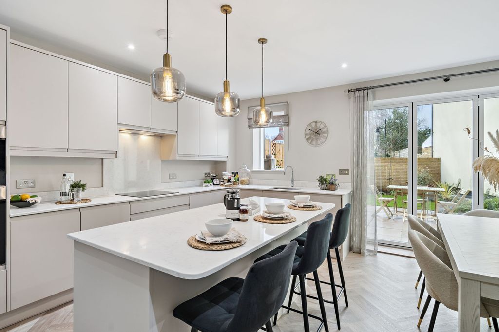 Property photo 3 of 22 Kitchen_Dining