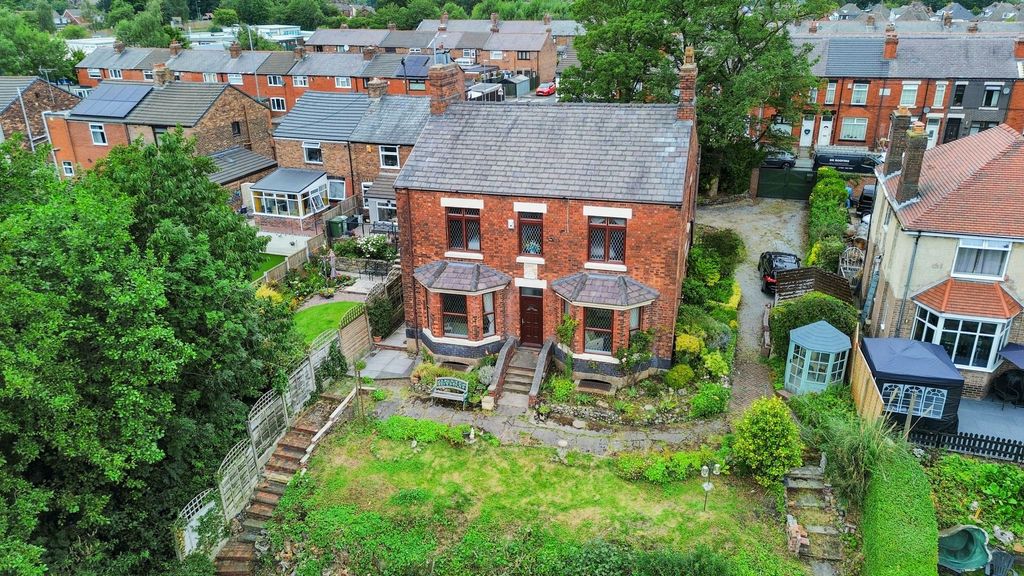 Property photo 3 of 37