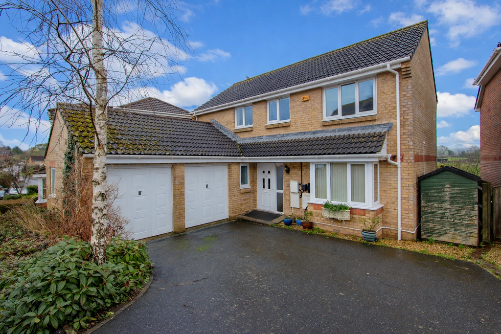 Property photo 1 of 20