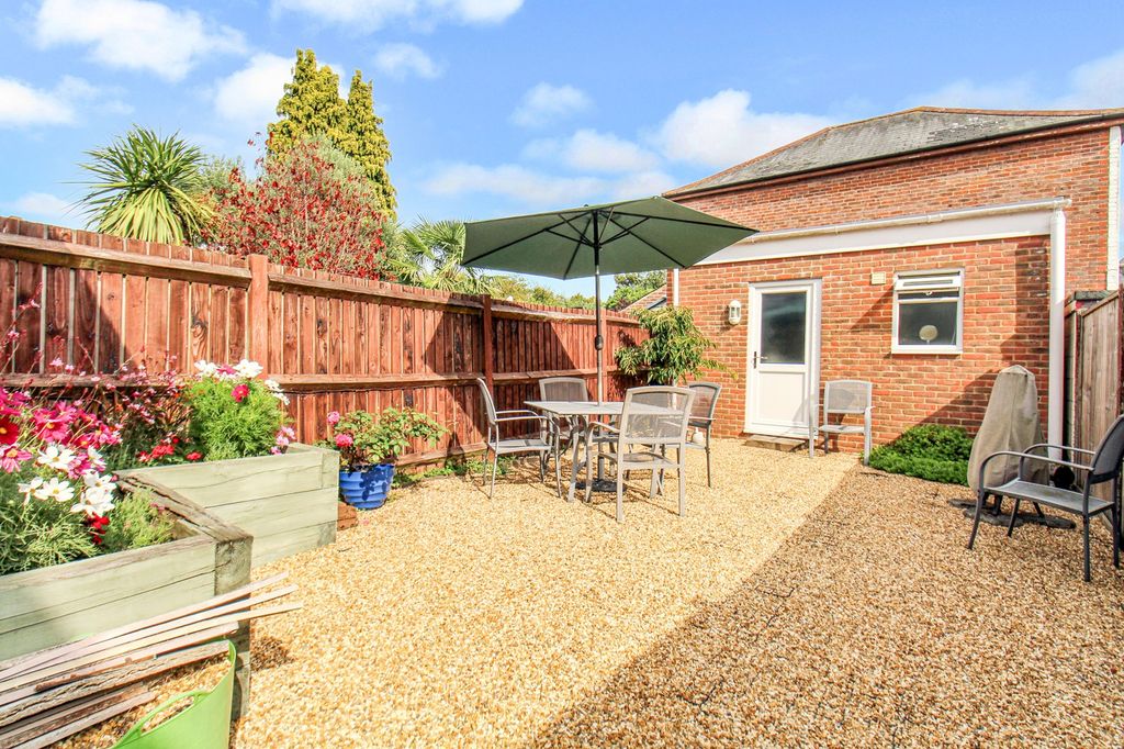 Property photo 3 of 22