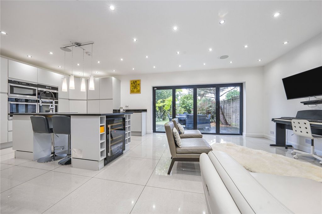 Property photo 1 of 22 Kitchen/Family Room