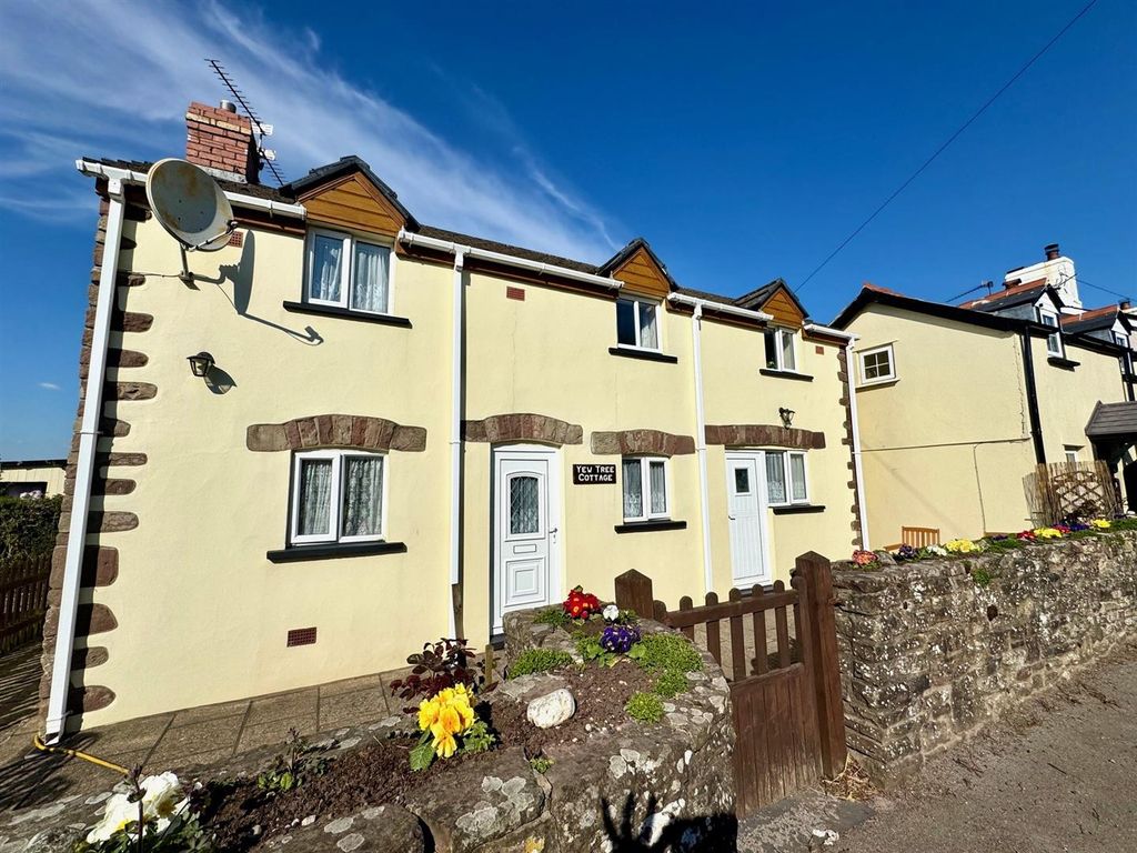 Property photo 1 of 19 Yew Tree Cottage