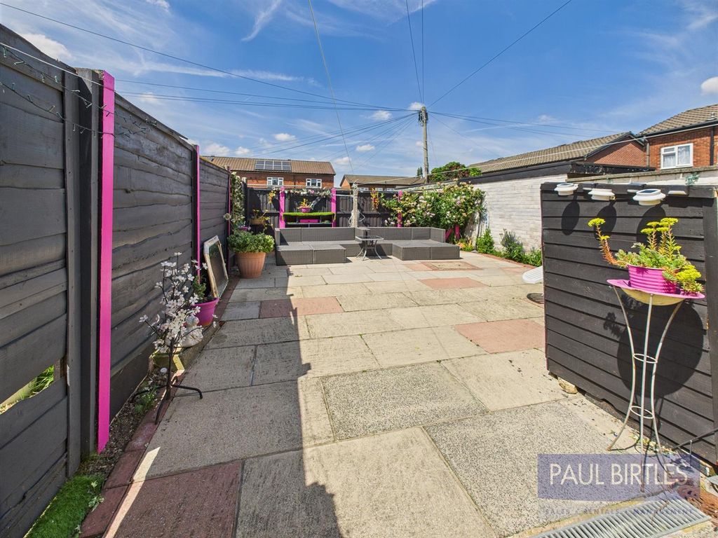 Property photo 2 of 15 Cam04378G0-Pr0162-Still006.Jpg