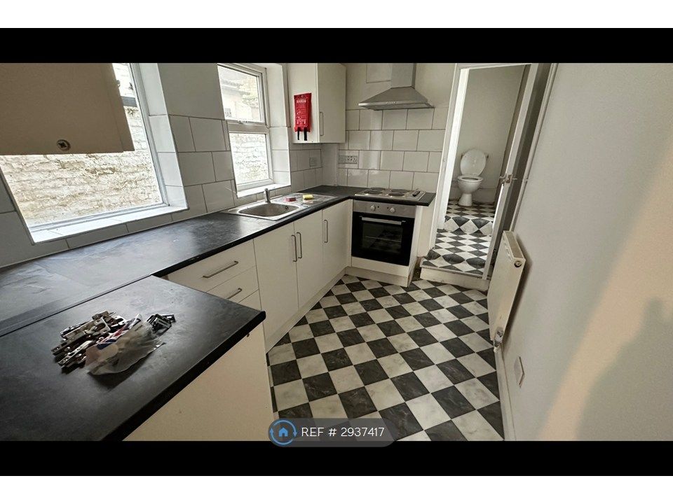 Property photo 3 of 26