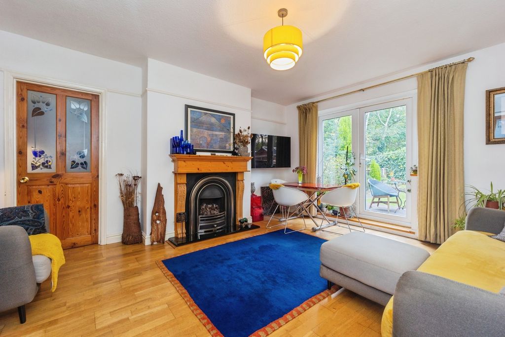 Property photo 2 of 21 Photo