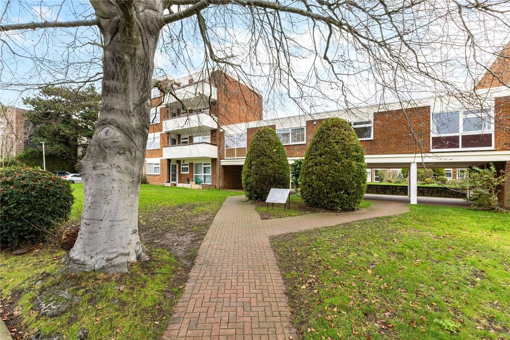 Property photo 1 of 13 Front