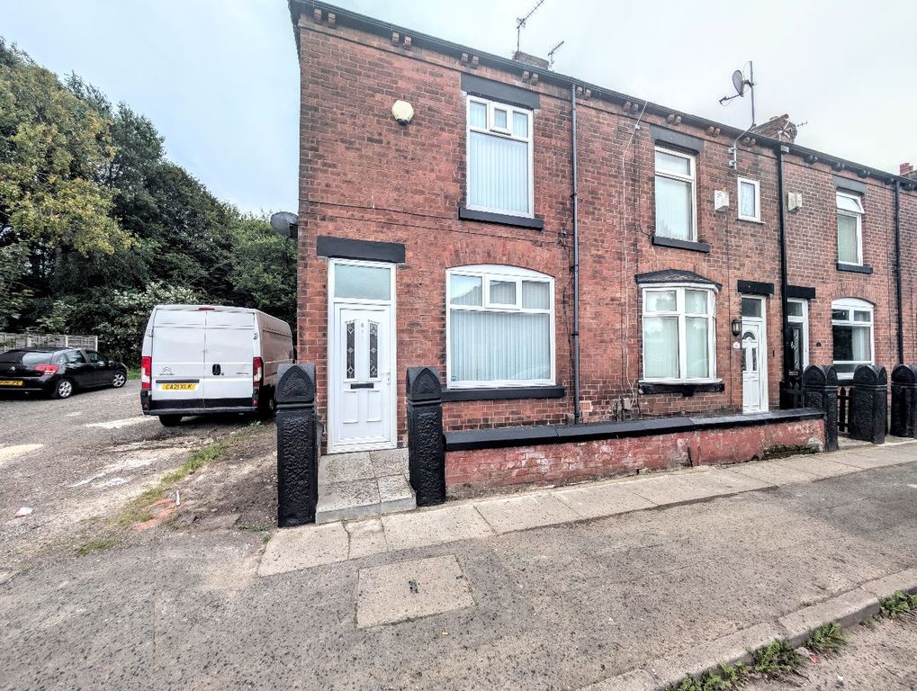 Property photo 1 of 12