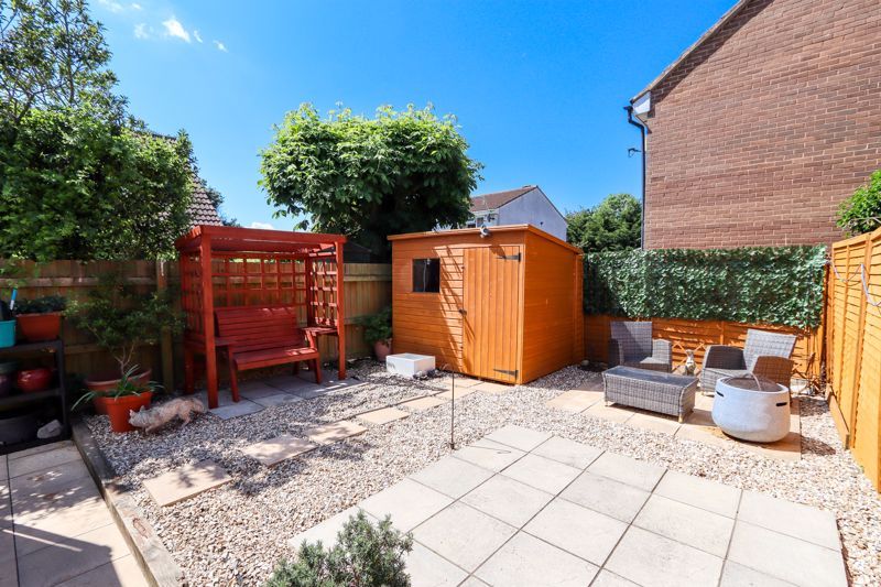 Property photo 3 of 16 Garden