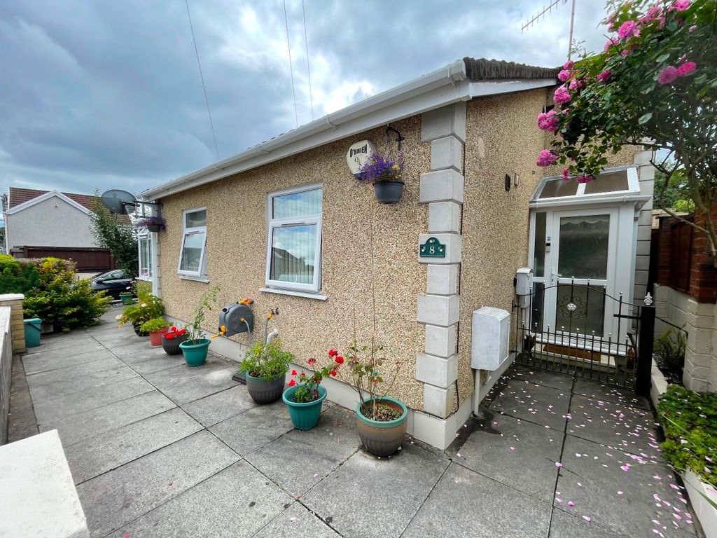 Property photo 3 of 22